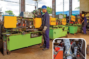 Band Saw Cutting Machine